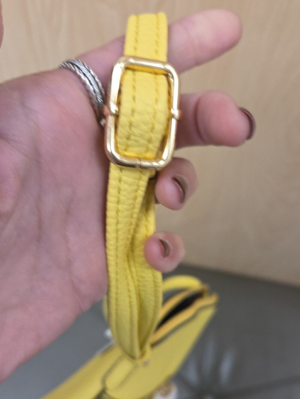 Sunny Yellow Tassel Crossbody Bag - Women - Picture 5 of 8